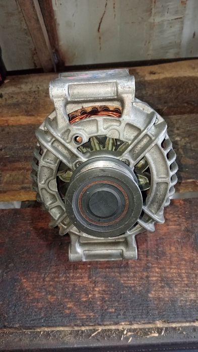 Генератор Audi A4 A6 AEB 1.8 turbo