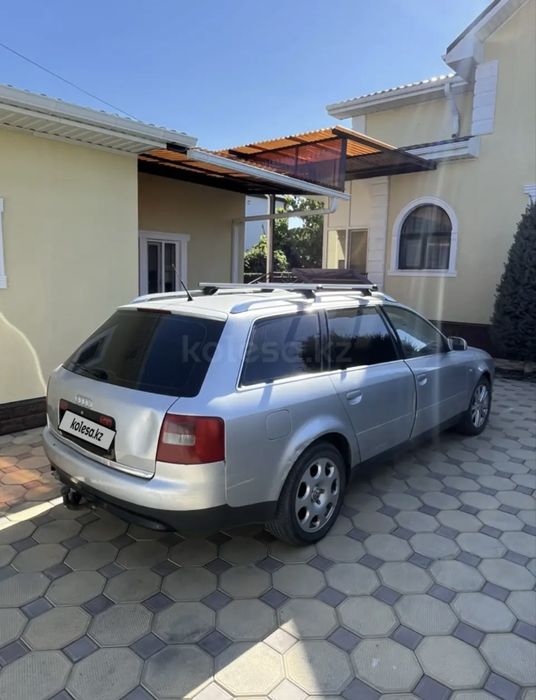 Продам Audi A6.
