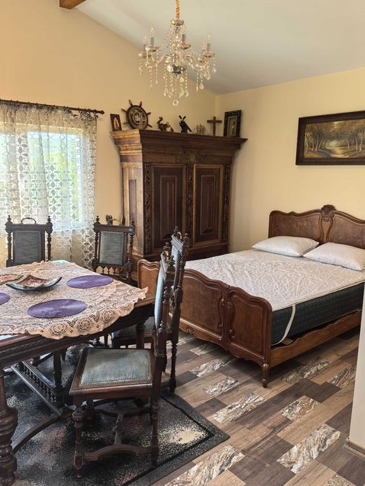 Дава се под наем Къща в Русе, Център - 130 кв.м за 612 € - Снимка #1