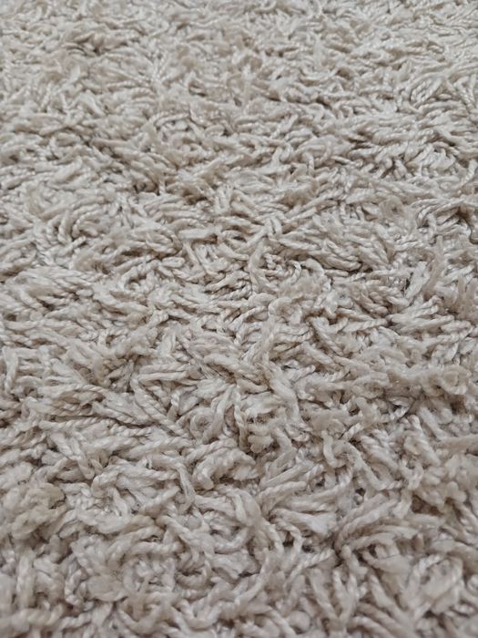 Ковер в отличном состояние