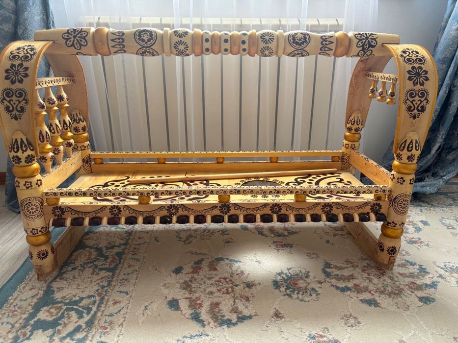 Бесік жаскуымен бірге