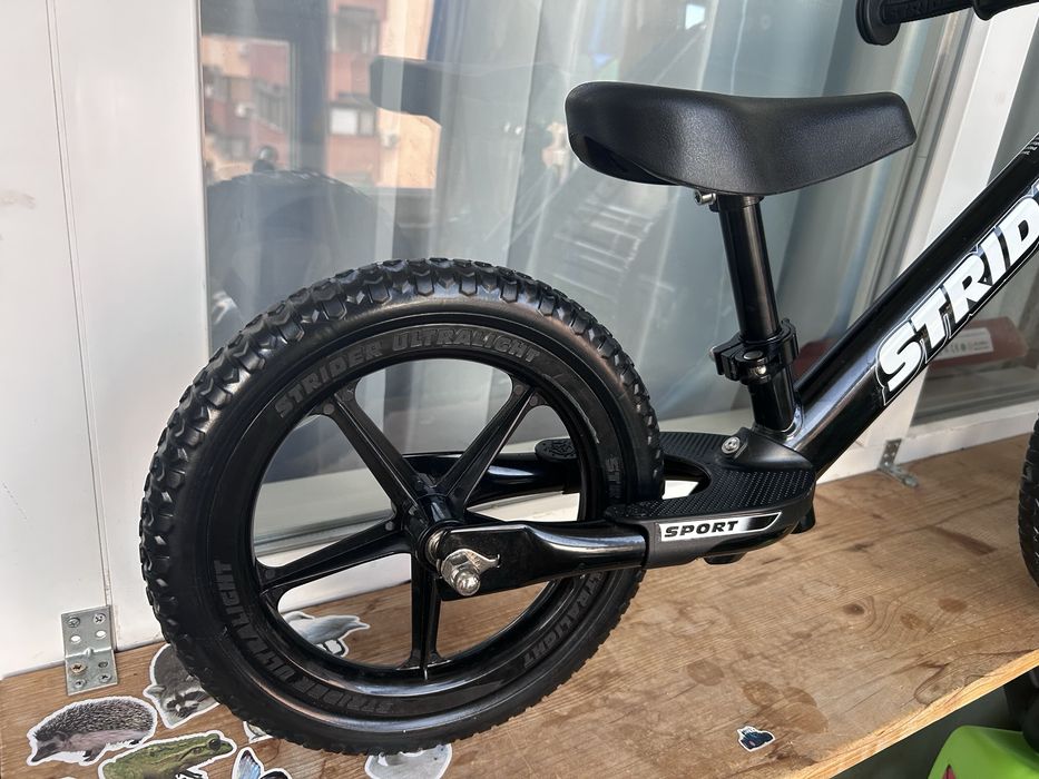 Bicicleta varsta 3-4 ani