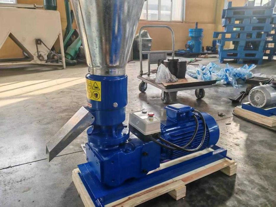 Presa peleti rumegus model NOU la 220V, 4kW HaBa Germania