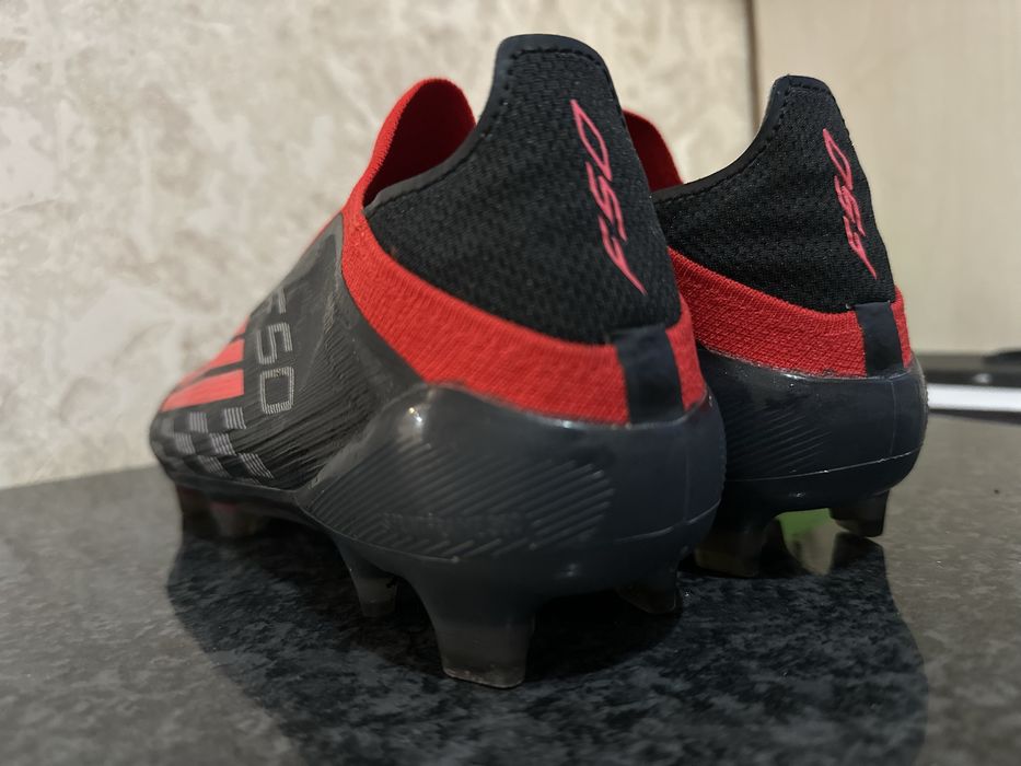 Butsi Adidas F50 race master modeli