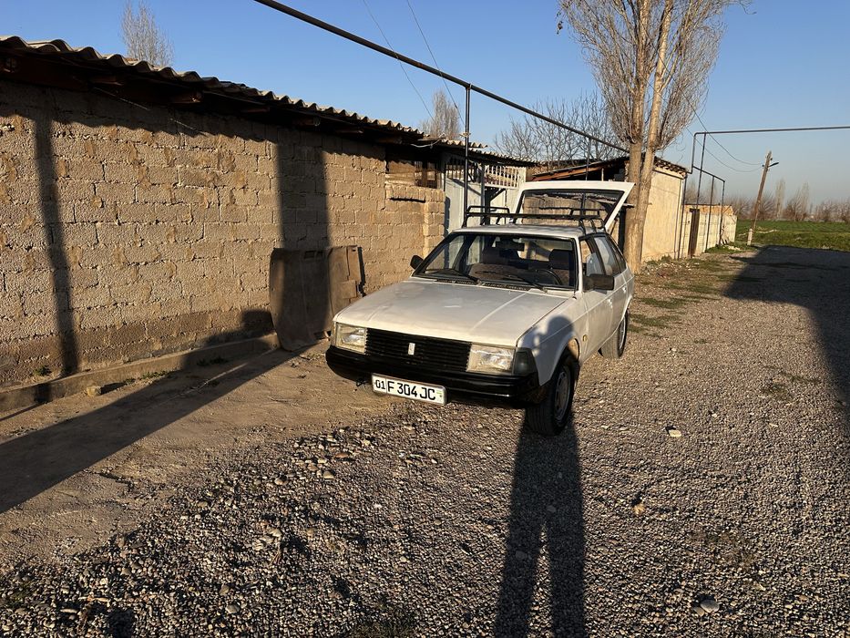 Москвич сотилади продается