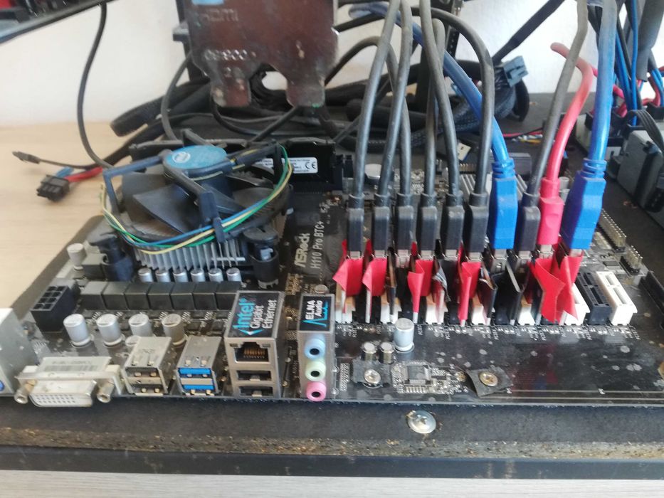 Mining rig 7 x Sapphire RX470 RX570 8GB