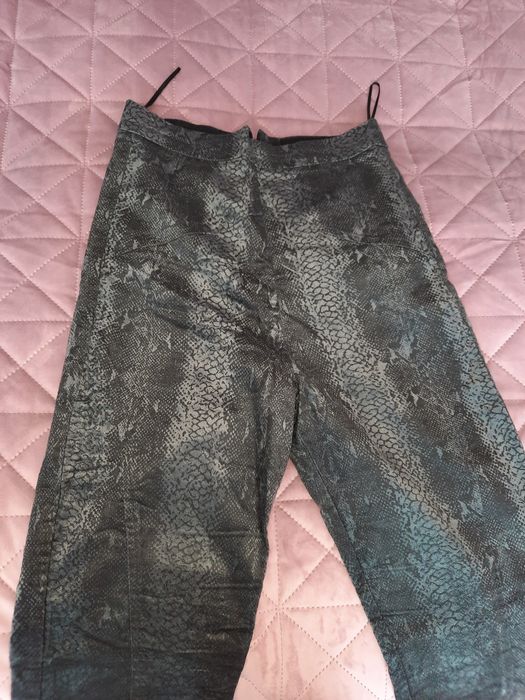 AVIN- клин с висока талия