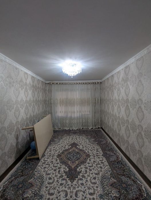 Sergeli3 joylashgan 4 xonali uy sotiladi judda srochniy