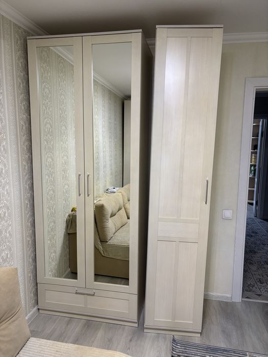 Шкаф на ваше усматрение куда ставить