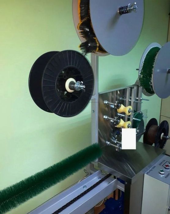 Продается Станок для производства ершиков (щеток) ИСК-ЕР 5000