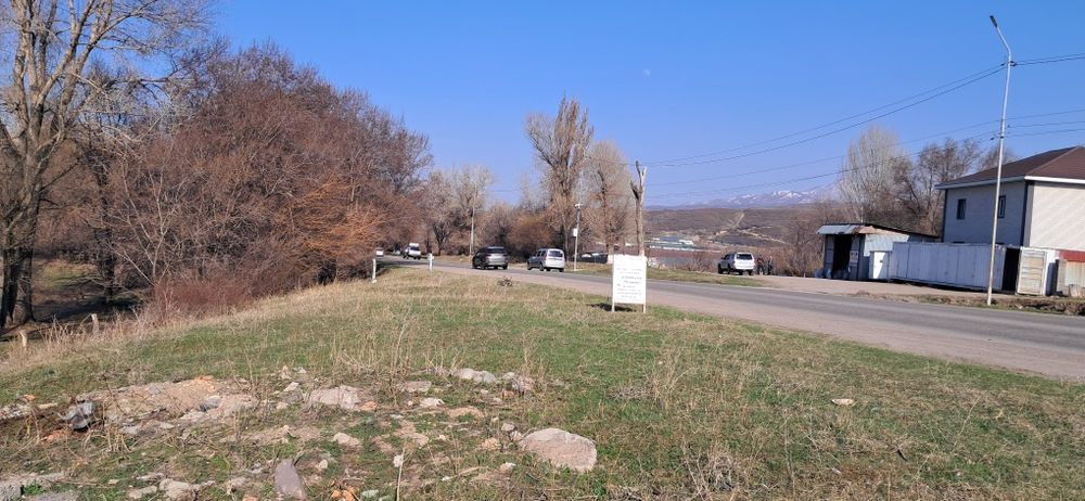 Продам участок вместе с времянкой