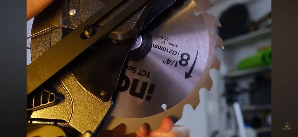 Торцовочная пила INGCO BMS14002