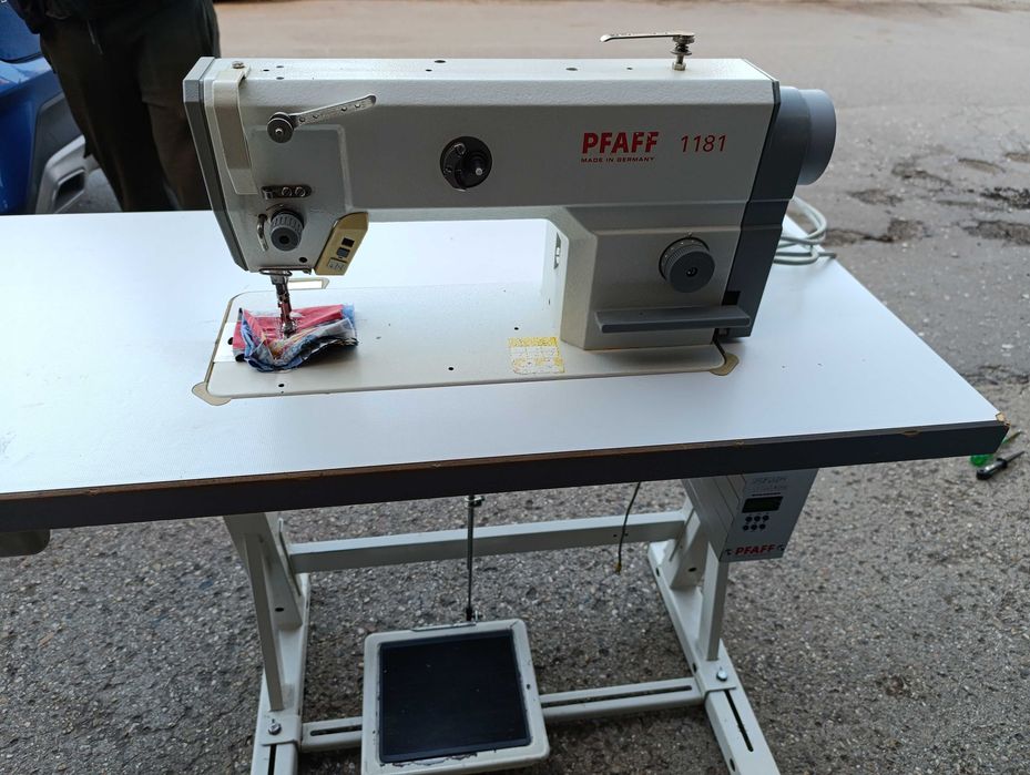 Професионална Шевна машина Pfaff 1181