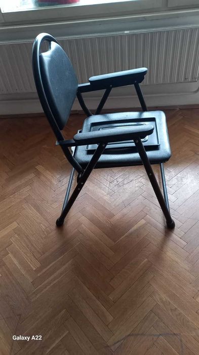 Тоалетен стол за възрастни