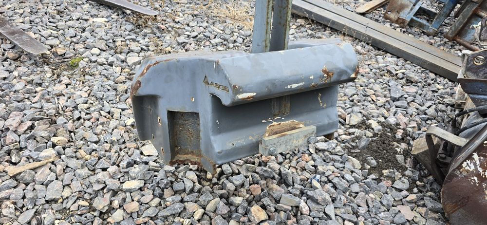 Greutate frontala tractor valtra john deere claas case  600 kg