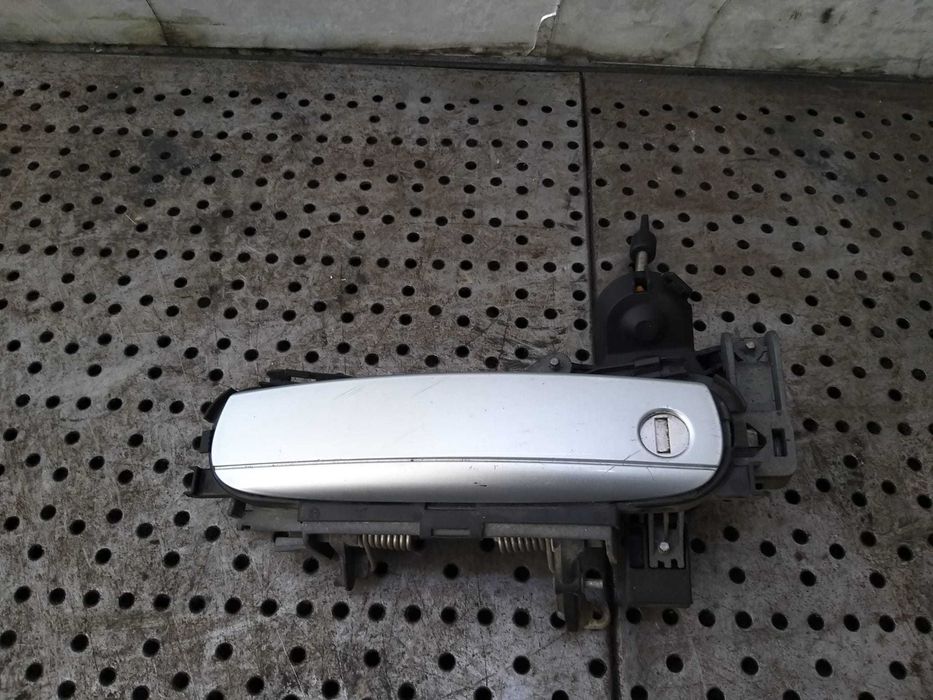 Maner usa dreapta fata seat exeo