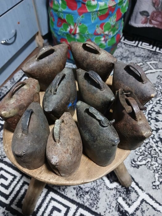 Vand  clopote pentru animale