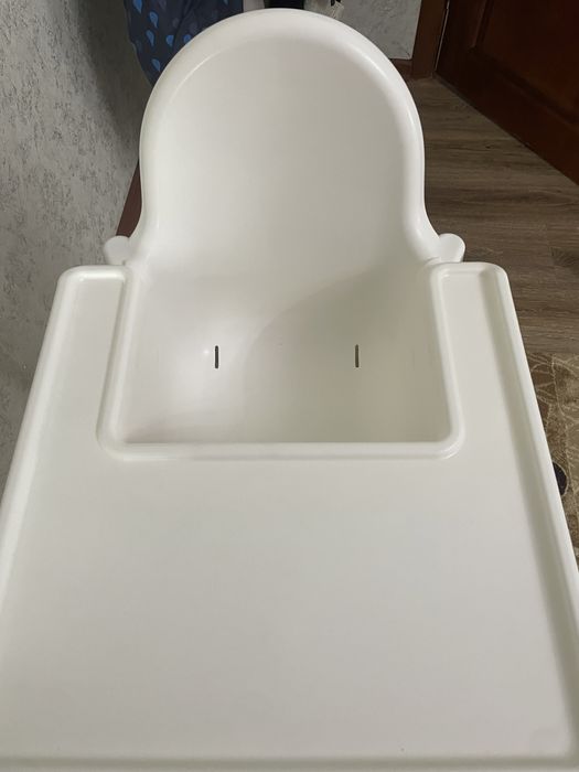 Стол для кормление