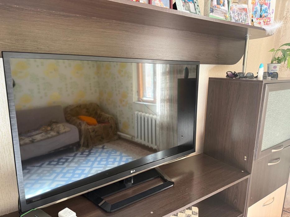 Срочно продам телевизор LG