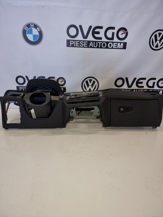 Bmw Z4 G29 plansa bord piele + cusatura albastra / cod-3013853200 OEM
