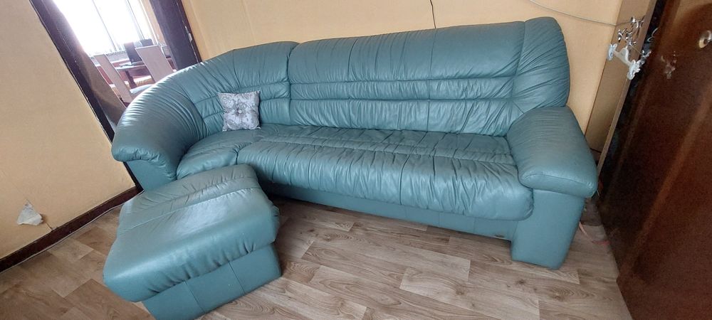 Продавам ъглов кожен диван от естествена кожа