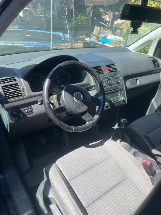 VOLKSWAGEN Touran 2005 — imagine 5
