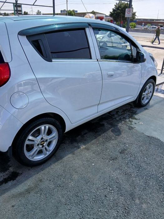 Chevrolet Spark 2015 — 4