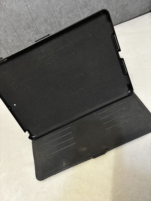 Таблет İpad (8th generation)