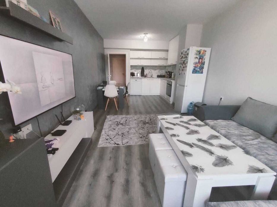 Продава се Тристаен апартамент в Пловдив, Христо Смирненски - 70 кв.м за 1126 €/кв.м - Снимка #1