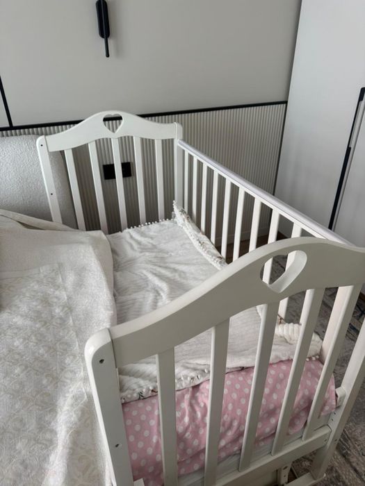 Манеж төсек сатылады, 20000 тг