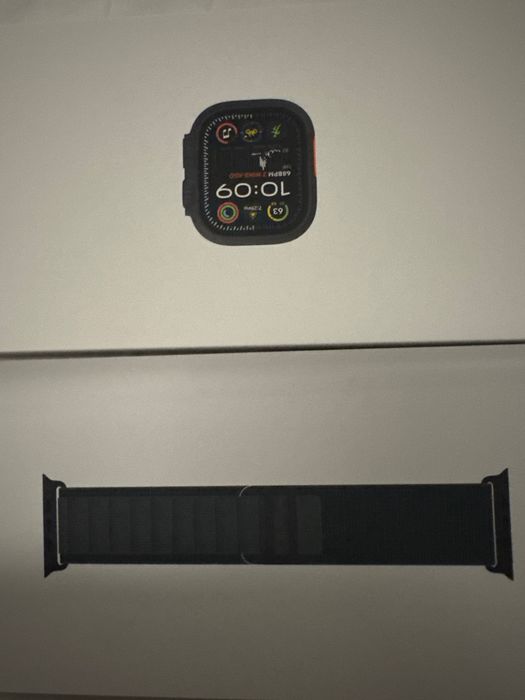 Apple Watch Ultra 2, 49mm, Black Titanium в гаранция