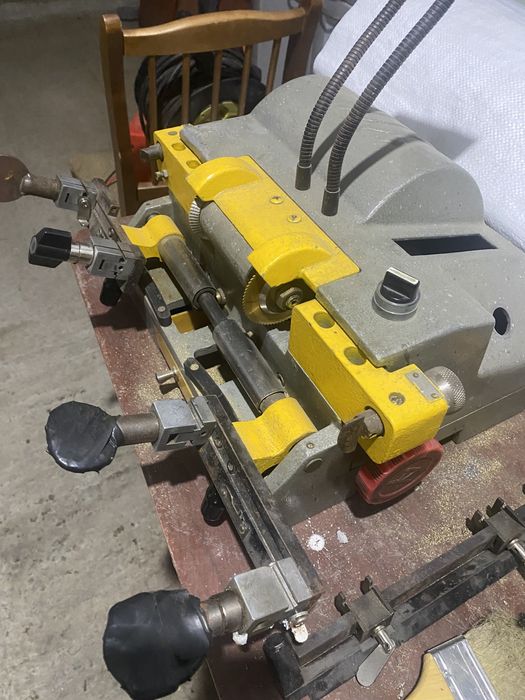 Станок для изготовления ключей