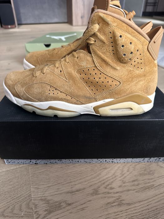 Air Jordan 6 Retro "Golden Harvest/Wheat" sneakers, 11, 45 EU