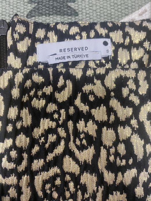 НОВА Reserved рокля