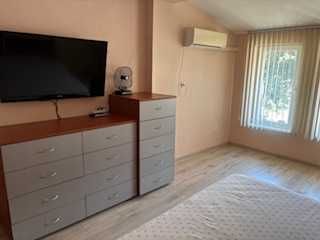 Продава се Тристаен апартамент в Варна, Автогара - 93 кв.м за 2259 €/кв.м - Снимка #7