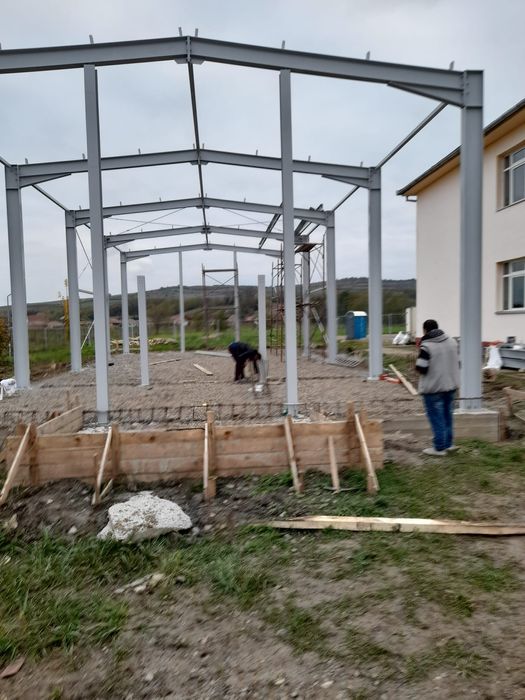 Vând hale metalice 10x20-4h