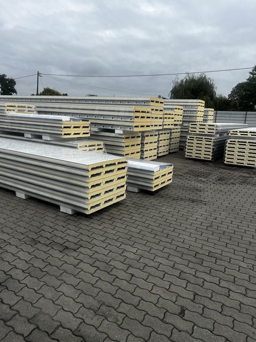 Panou sandwich si Containere Modulare