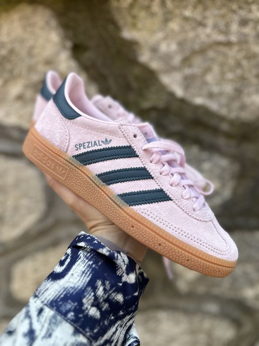 Adidas spezial pink