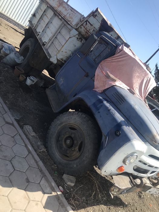 Продаю Зил 130!)