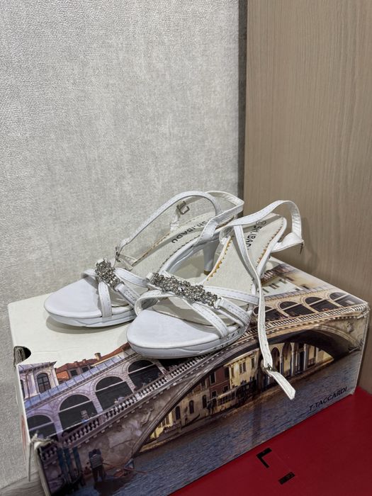 Жен.одежда и обувь