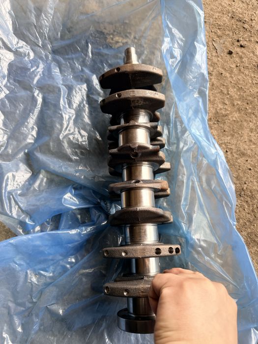 Коленвал Вал коленчетый