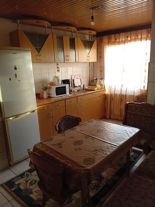 Apartament cu 2 camere de inchiriat