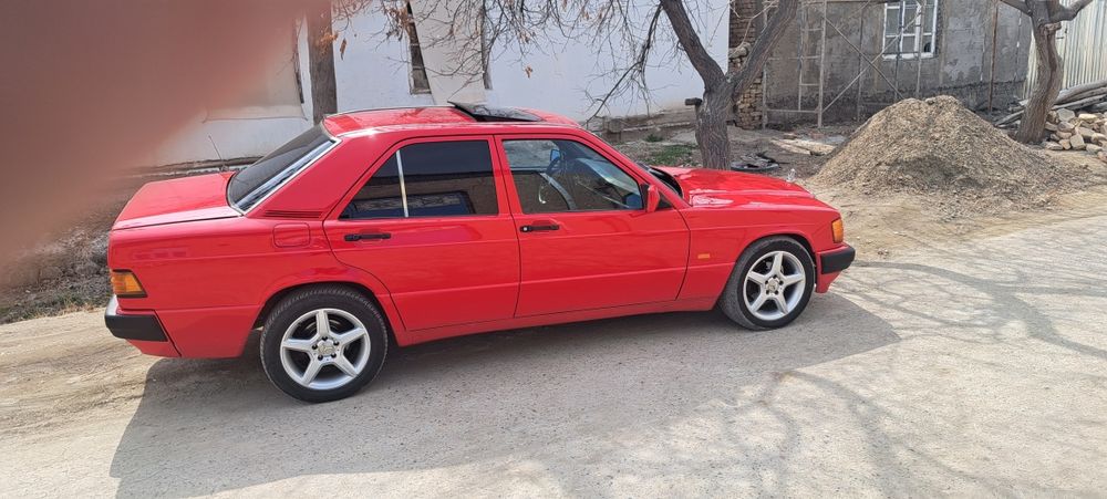 Mersedes W201 Mator111 gaz4