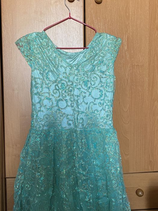 Продается вечернее платье