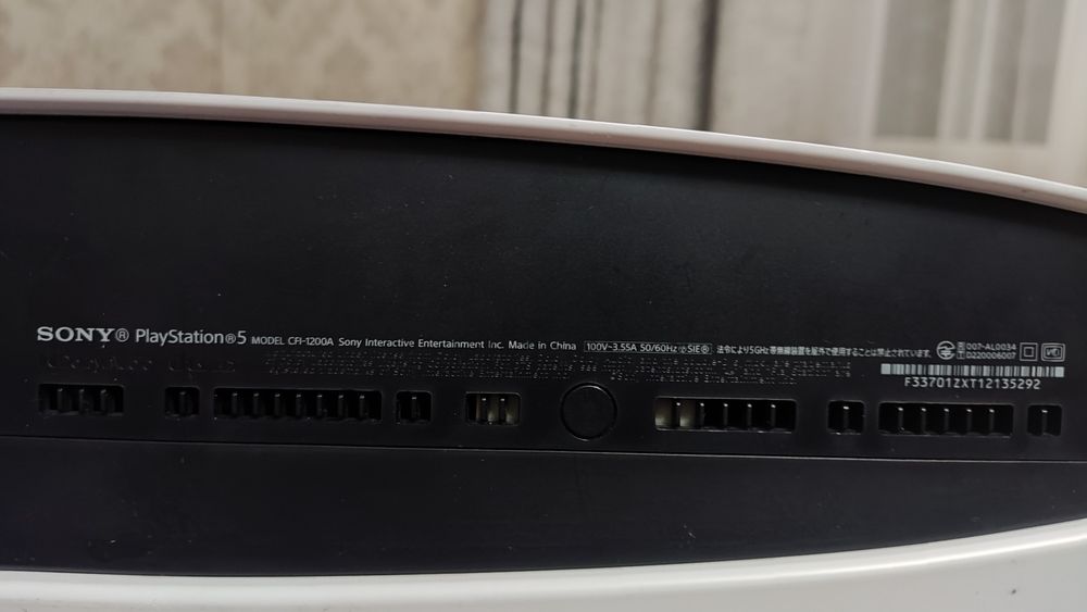 Продам PlayStation 5 с дисководом