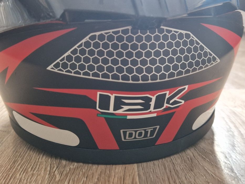 шлем IBK новое состояние