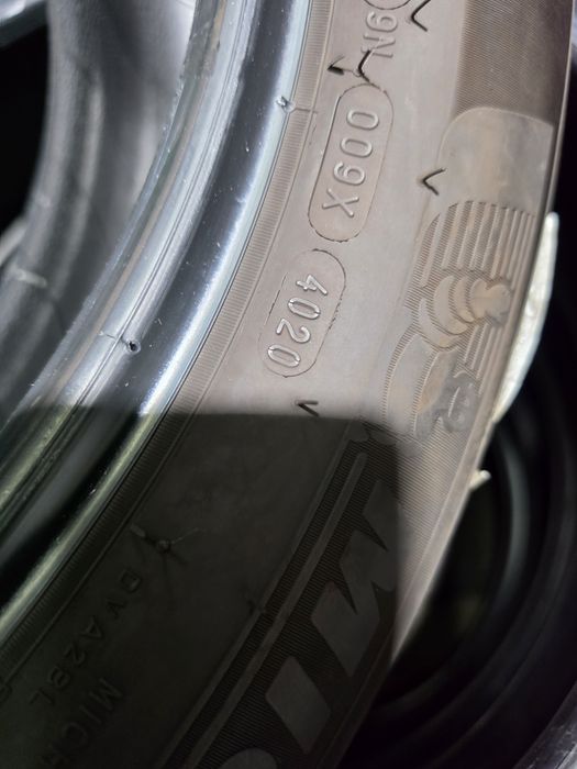 4 бр зимни 205/60/17 Michelin