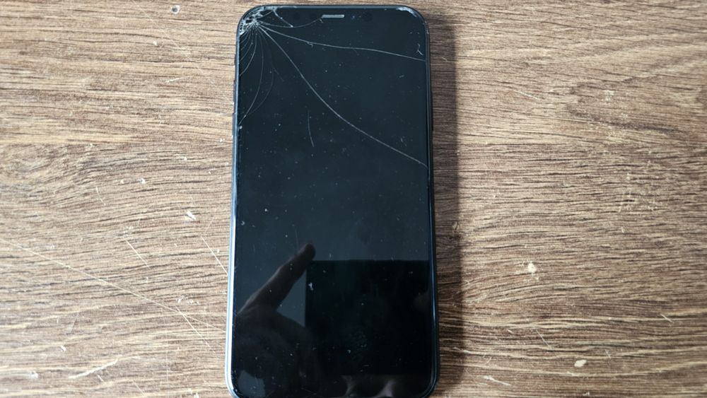 iPhone Xr 128Gb negru