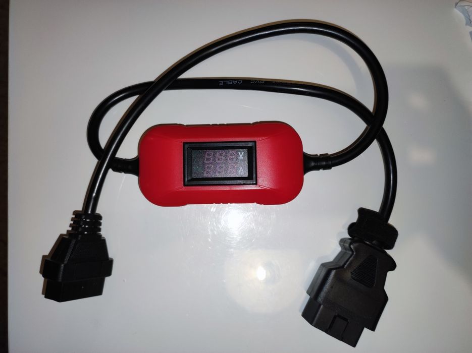Автодиагностика Камиони Конвертор / защитен адаптер 24V → 12V за диагн