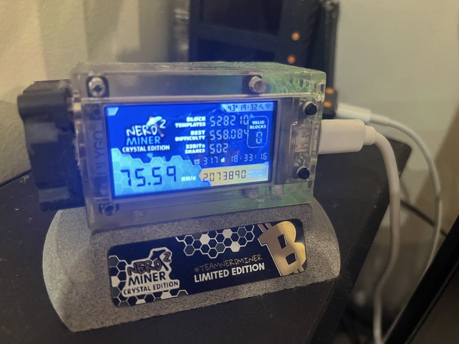 Продават се копачки за  Биткойн